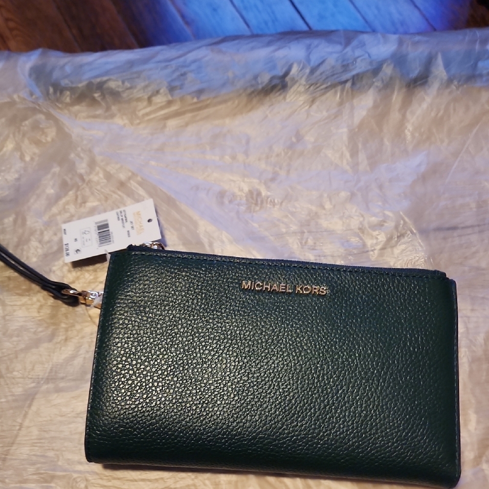 Michael Kors Green Leather Wristlet